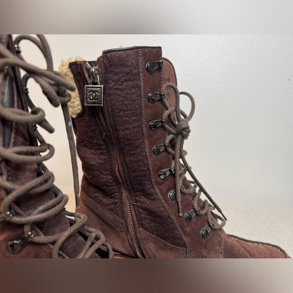 Chanel Winter Fleece and Suede Lace-up Boots - Picture 4 of 9